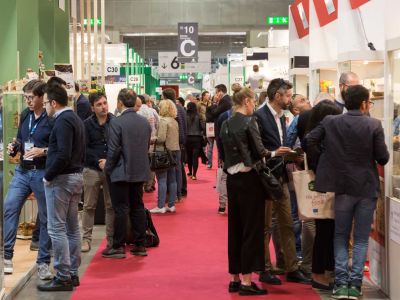 images/by-post-date/2024_Q1/trade-show-1_Depositphotos_38566235_crop-edit.jpg#joomlaImage://local-images/by-post-date/2024_Q1/trade-show-1_Depositphotos_38566235_crop-edit.jpg?width=1200&height=857